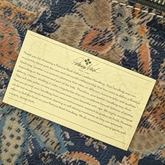 Patricia Nash Cassini wristlet clutch - Picture 9 of 16